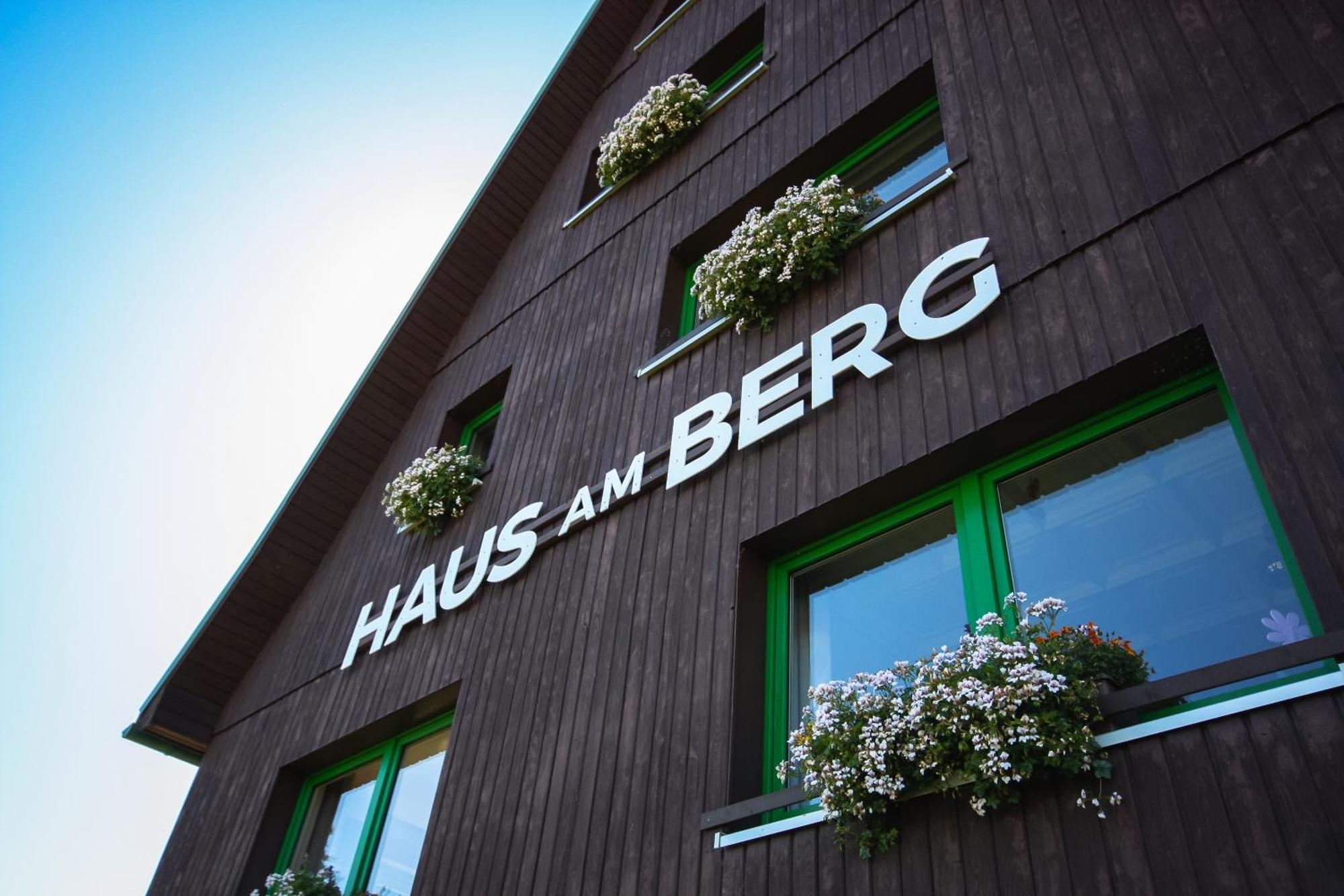 Haus Am Berg - Pension Direkt Am Skihang Oberwiesenthal Exteriér fotografie